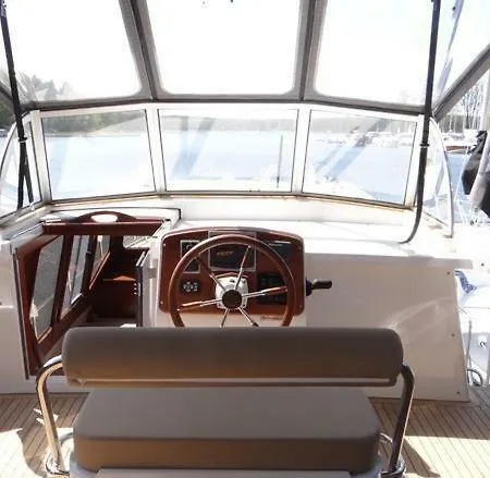 Nautiner 40 *